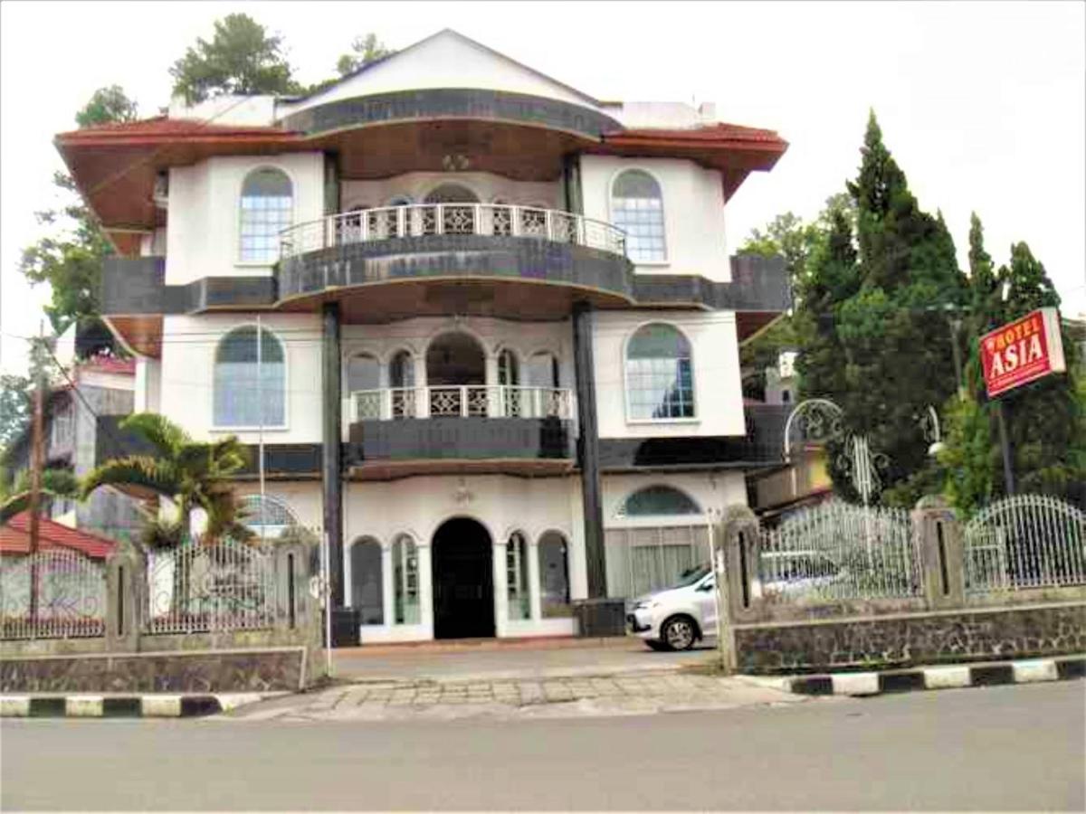 Hotel Asia Bukittinggi Exterior photo